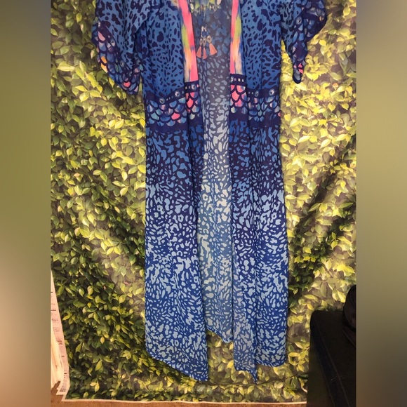 Vibrant Blue and Pink Animal Print Kimono - Picture 4 of 16